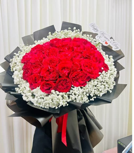 Bó Hồng Đỏ Tình Yêu